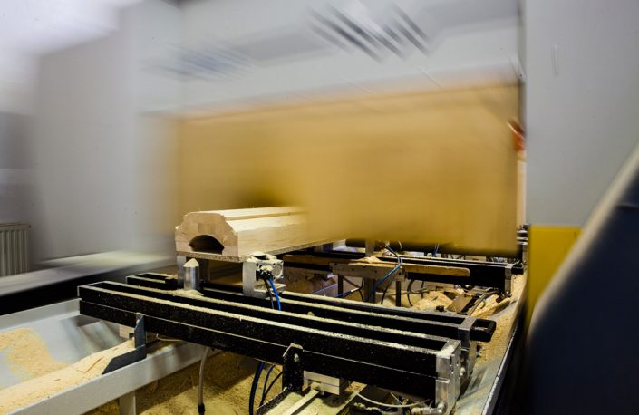 Lohnfertigung von Holzbauteilen auf CNC Maschinen